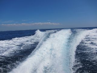 13/09/06　海日記は地形がメインですが・・・　慶良間、神山